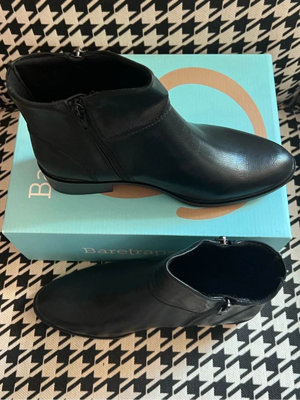 BareTraps Alona Women's Booties-SIze 9